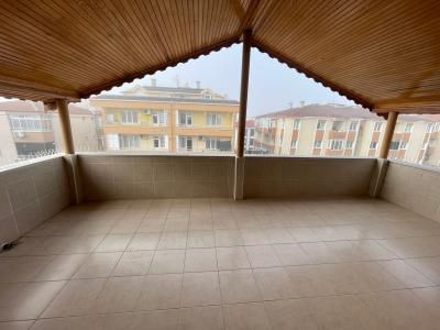 LÜLEBURGAZ GÜNEŞ MAHALLE DE KİRALIK ÇATI KATI EŞYALI DAİRE