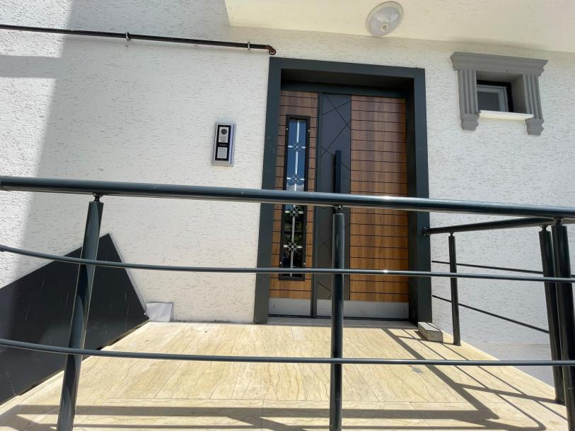 LÜLEBURGAZ DA SATILIK 2+1 ARAKAT SIFIR DAİRE CADDE CEPHE 100 M2-17