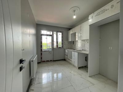 LÜLEBURGAZ DA SATILIK 2+1 ARAKAT SIFIR DAİRE CADDE CEPHE 100 M2-8