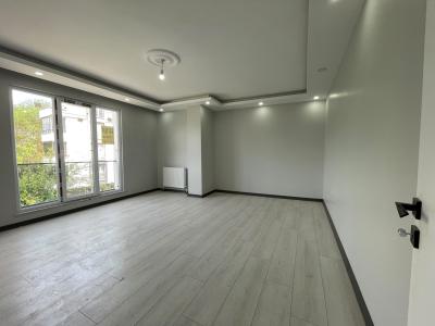 LÜLEBURGAZ DA SATILIK 2+1 ARAKAT SIFIR DAİRE CADDE CEPHE 100 M2-2