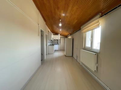 Pınarhisar Orta Mahalle'de Teraslı, Isı Yalıtımlı Kiralık 2+0 DAİRE