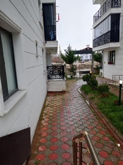 Lüleburgaz Yıldırım Mah. Venedik Sitesi'nde - Lüks Markalı, Kapalı Otoparklı 2+0 Fırsat Daire!