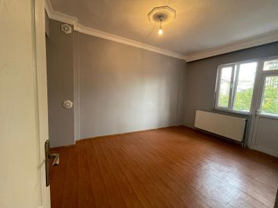 Lüleburgaz Siteler Mh. Satılık 2+1 Daire Cadde Cephe