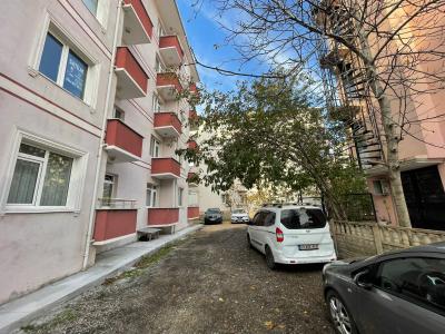 Lüleburgaz Siteler Mh. Satılık 2+1 Daire Cadde Cephe
