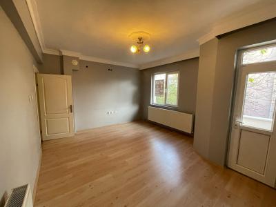 Lüleburgaz Siteler Mh. Satılık 2+1 Daire Cadde Cephe